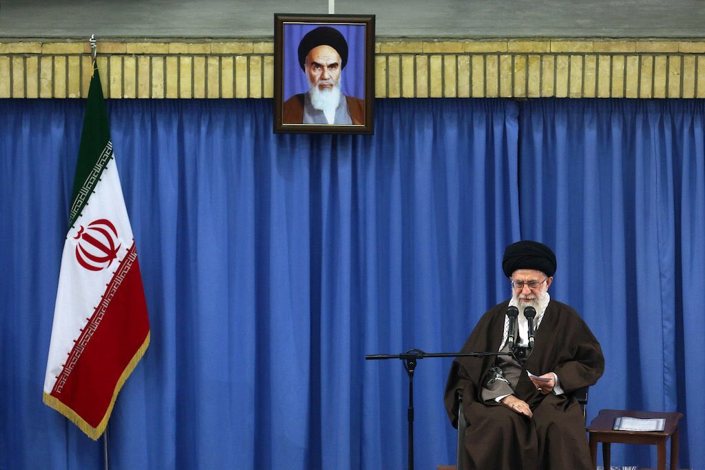 Khamenei_Urdu's tweet photo. فلسطینی عوام کی تحریک انتفاضہ شروع ہو چکی ہےاور ہم فلسطینی عوام کاہر حال میں دفاع کریں گے۔ رہبر معظم کا بسیج سے خطاب https://t.co/3ugMLqcPDt