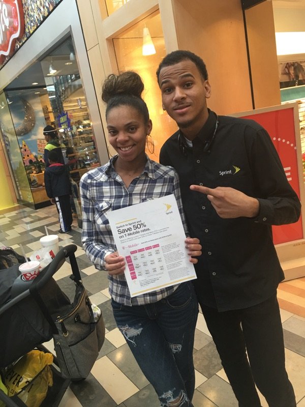 347Sprint's tweet image. Jordan showing off the power of #50percentoff! @JosephSmithers1 @347Sprint