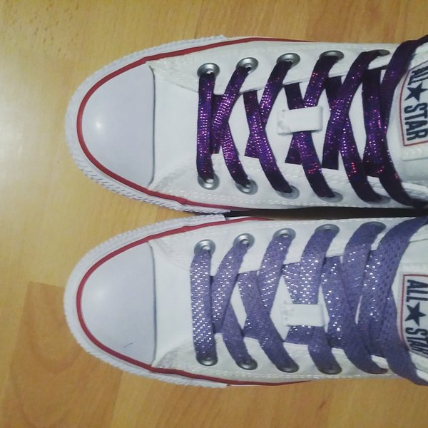 converse agujetas