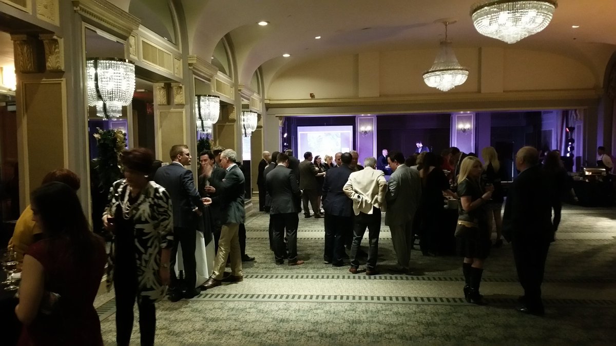 HfxSpirit's tweet photo. Kicking off the main event in support of @bideawhile https://t.co/4QgybLQ7r1