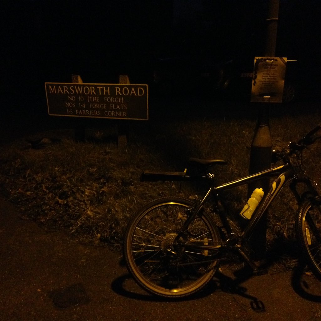 TVP_Bucks's tweet photo. Night time cycle patrols in the rurals!! #ruralpolicing #pitstone #cheddington #p7281 https://t.co/SMAi6a2g2J