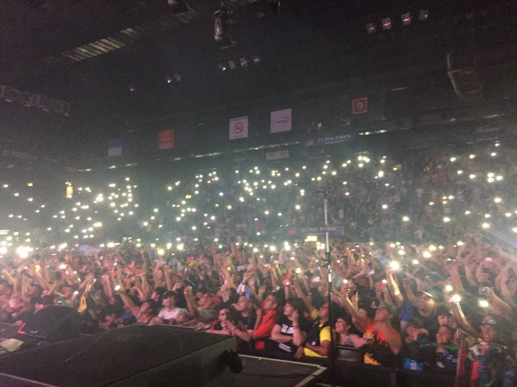 PABLOSERANTONI's tweet photo. Explotado agotado luna park @pablitolescano https://t.co/n7x7kqnfU1