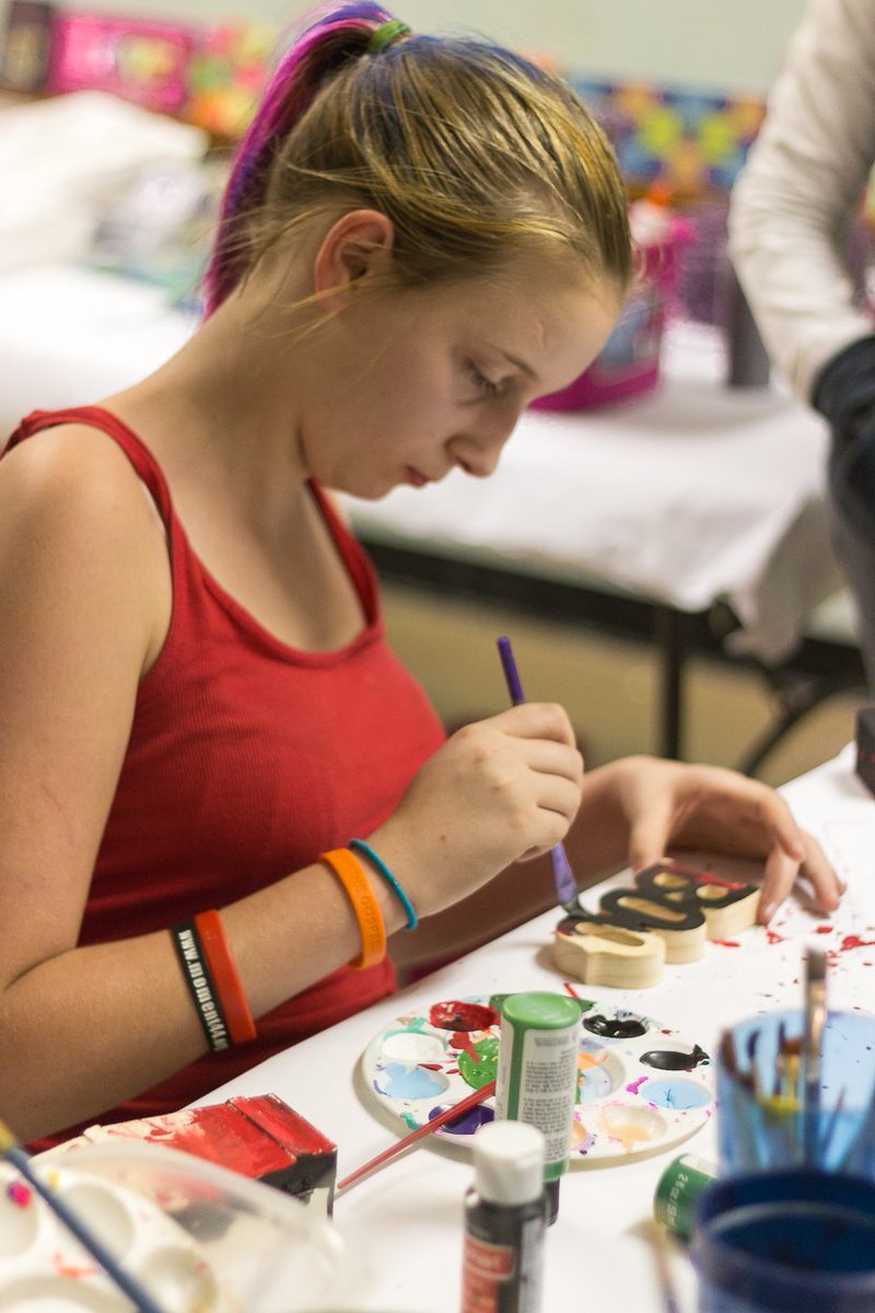 Mentoring_Plus's tweet photo. Possibility #203: Your donation can make something beautiful. https://t.co/QEhcNn5ypO #RazooGT115 #givingtuesday https://t.co/zXnUi73LpT
