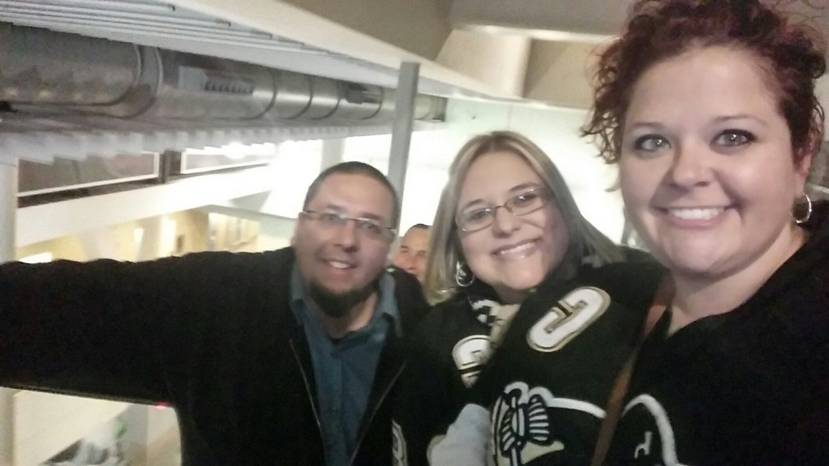 Laura Conley tweet media