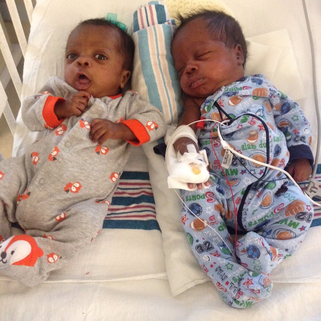 skrapp4's tweet photo. Who im thankful for🙏🏾 since day 1💯 From 2.8/2.9 pounds💪🏾 Love my sons❗️ https://t.co/OZWPHkD7Zo