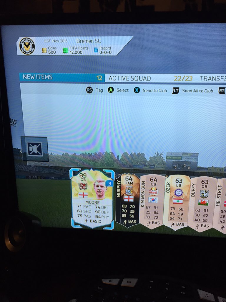 MboneHD's tweet photo. When you buy a 12K FIFA Points account and get a Inform in your starter pack... #TommWillBeHyped #PacksForDays!! https://t.co/7fNkU0ZvUw