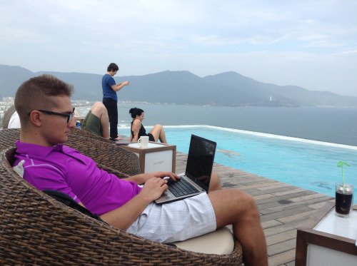 remoteasfuck's tweet photo. Rooftop cafe - Da Nang, Vietnam #actualworkspace... https://t.co/YoWTUsszxG #remoteasfuck https://t.co/6vEgBQMGKG