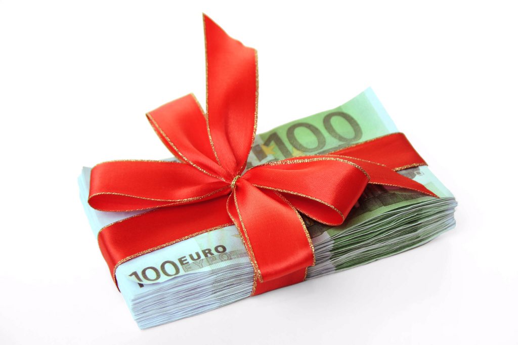 RB_PRONO's tweet photo. Lien de la page Facebook si vous voulez GAGNER DE L ARGENT GRÂCE AU PRONOS ) https://t.co/Il7xf22d4g https://t.co/6co2JHboVP