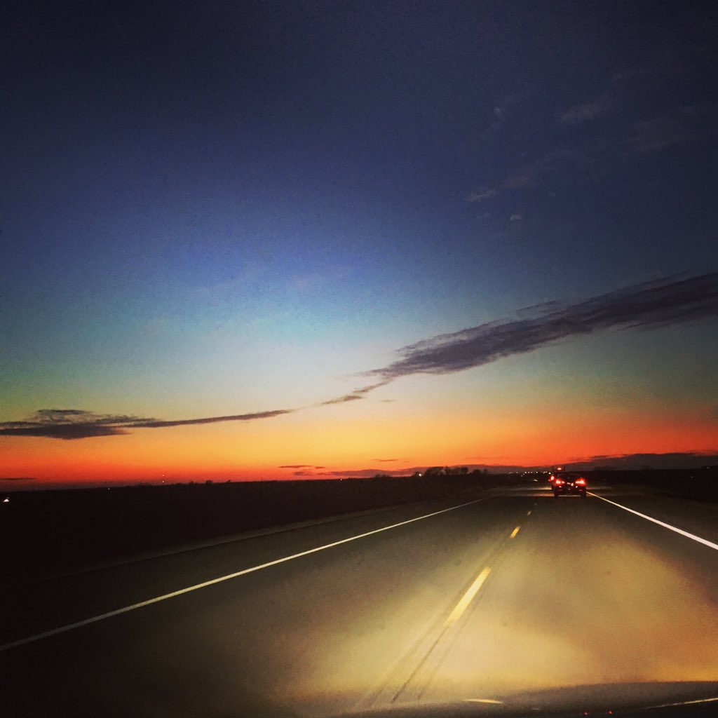 oogle_tree's tweet image. Talking how #OogleTree is uncovering secrets about #debt. It&apos;s crazy! Heading 2 c Fam for TURKEY! #ThanksgivingEve