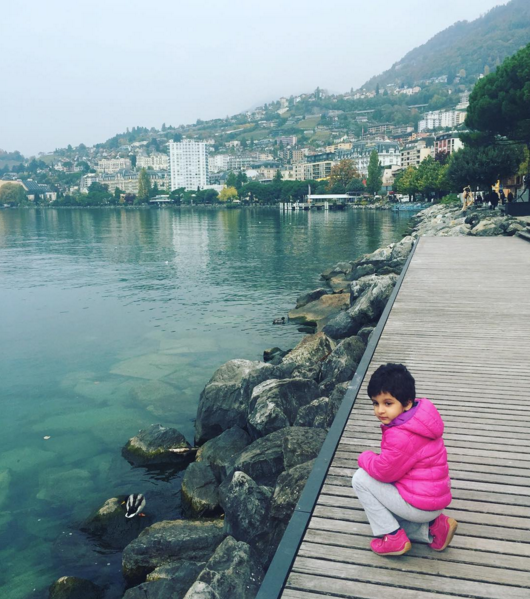 CelebsLittle's tweet photo. She is definetely a great poser.. What say peeps? 😍
#LittleCelebs @maheshbabufc3 https://t.co/bPeK0nfK3v