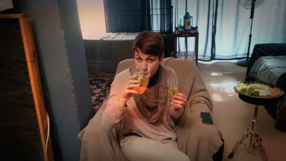 AllButtonsIn's tweet photo. #tbt Grethe #experimenting with a new diet during tracking; Veggies and #booze. #balancedlifestyle https://t.co/lyqYwzQ0HN
