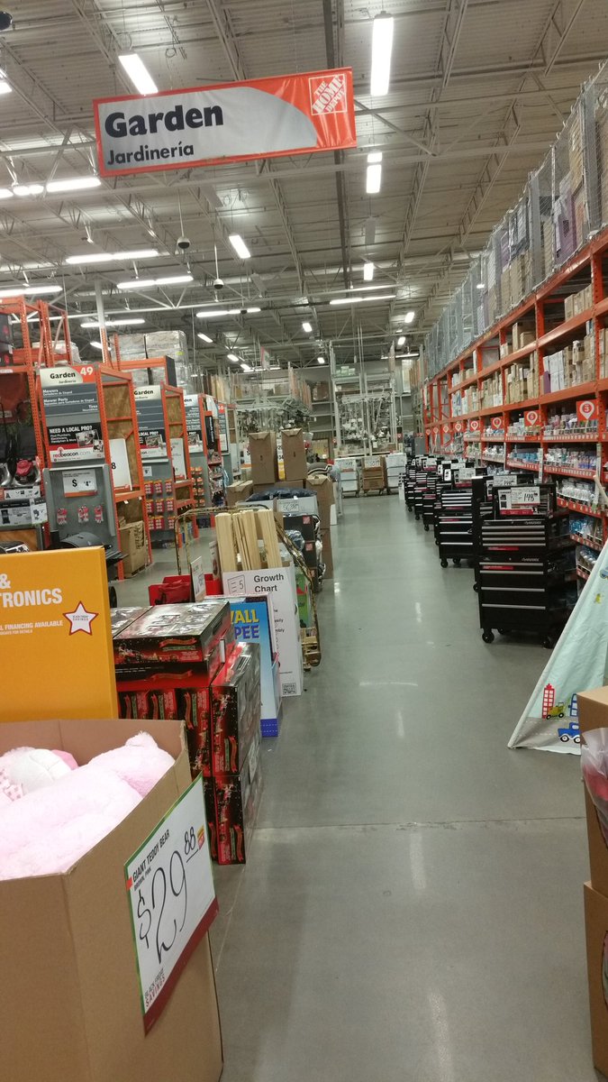 keatontaylorasm's tweet photo. Great deals here in Cleburne @13wesmoss @Ana_A_Duran @THD6520 @LennyGaspari @crazytexasred1 https://t.co/jVB73YyZs8