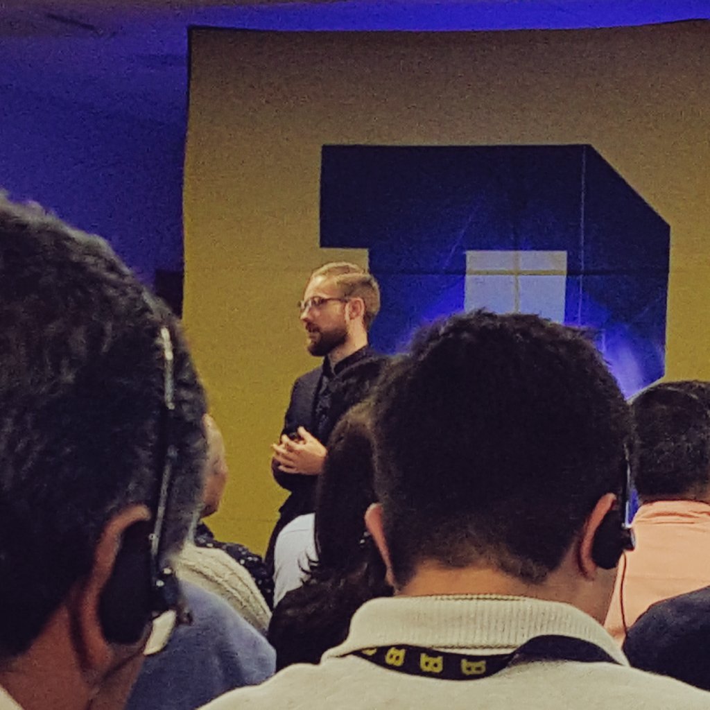 SethPavel's tweet image. En conferencia impartida por @TO sobre #leanstartup #TECBEYOND @TECCampus_Leon