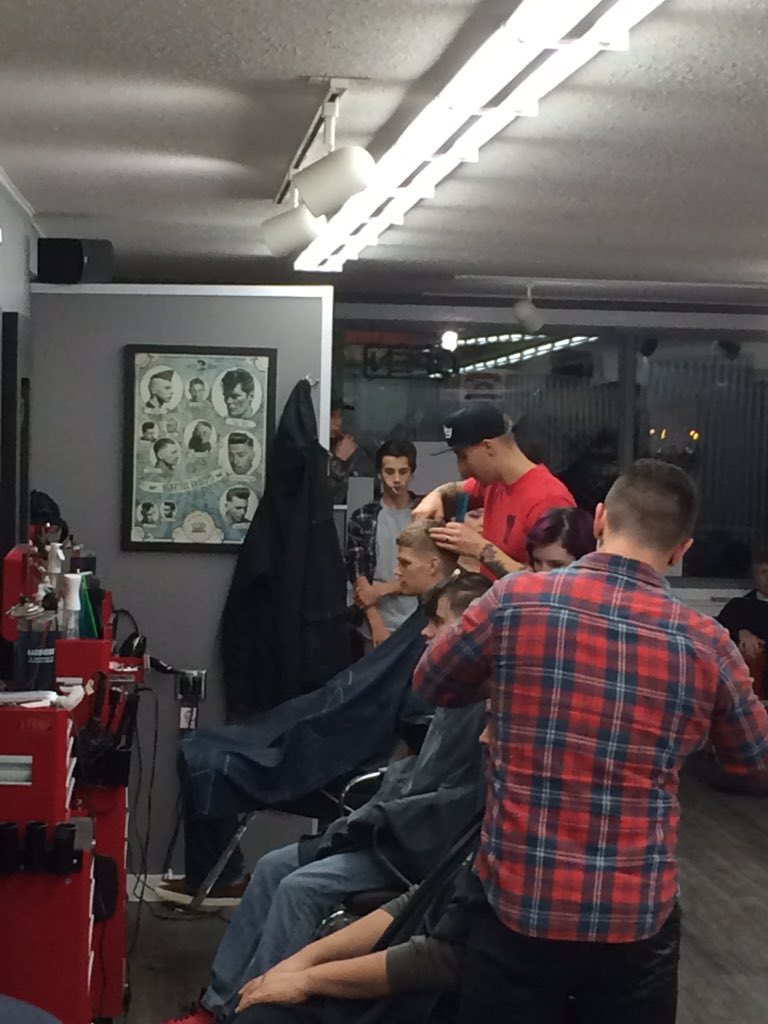 IanDouglas82's tweet photo. .@SASilverbacks downtown #SalmonArm @ChoppingCrew Movember Men's haircuts by donation. Music, Giveaways, Beverages. https://t.co/xeZlNc2aNg