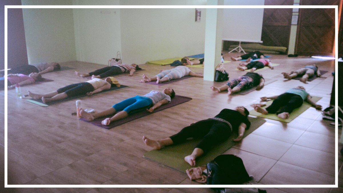 qitayoga's tweet photo. Therapy Yoga this morning @qitayoga  w/ @gustipuspawati https://t.co/C5Ts1lnwMw