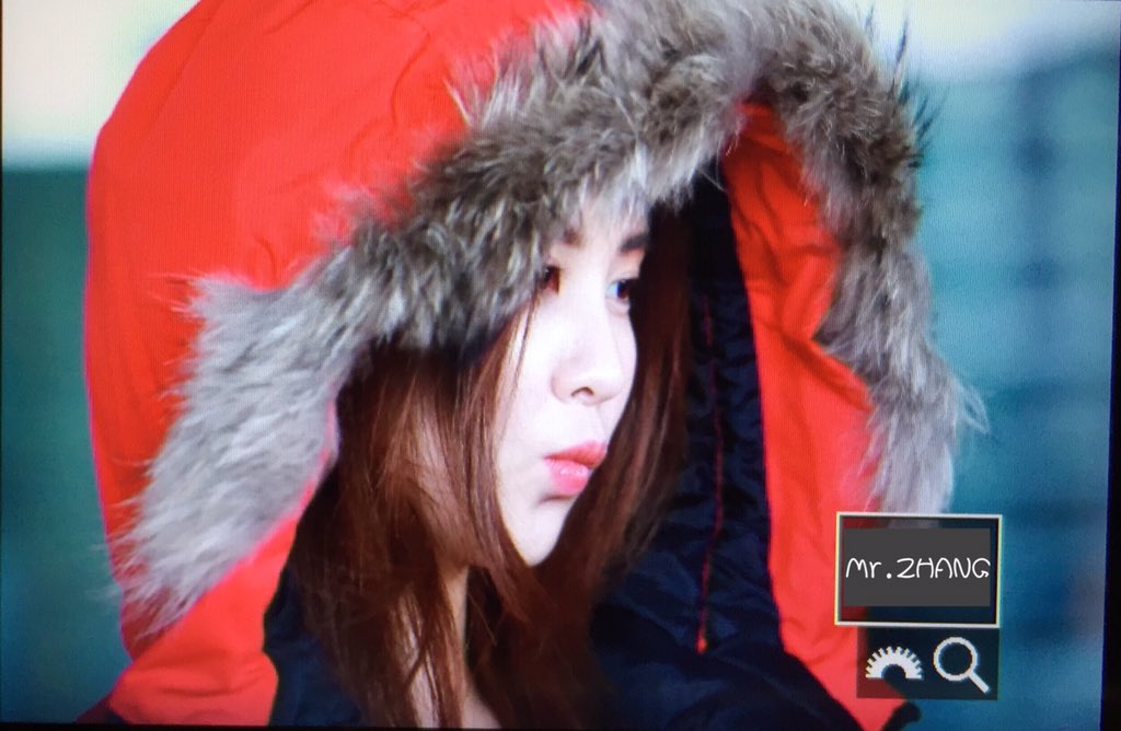 [PIC][26-11-2015]SeoHyun trở về Hàn Quốc vào sáng nay CUtHWi_UEAAKNmu