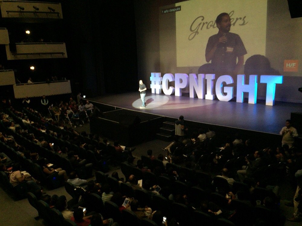 brainhubmx's tweet photo. RT InnovaJal: En #CPNight el Gobernador AristotelesSD se reúne con la comunidad tecnológica de Jalisco #CapitalDeL… https://t.co/E0lmb6siv3