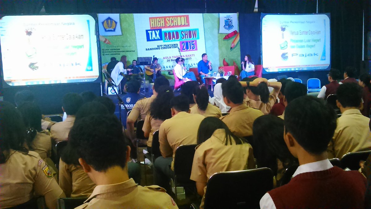 Pahlawan saat ini adalah pembayar pajak <a href="/widi__widodo/">widi widodo</a>. #hstrs423 #pajakmilikbersama <a href="/DitjenPajakRI/">#PajakKitaUntukKita</a> <a href="/smatarunabakti/">SMA Taruna Bakti</a>