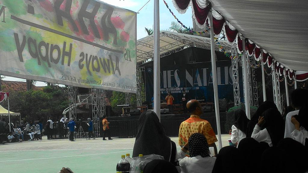 aerosakura's tweet photo. Sambutan dari Kepala Sekolah SMAN 1 Cikarang Utara--Pak Darwanto, M.M https://t.co/bjaTrK3AOu