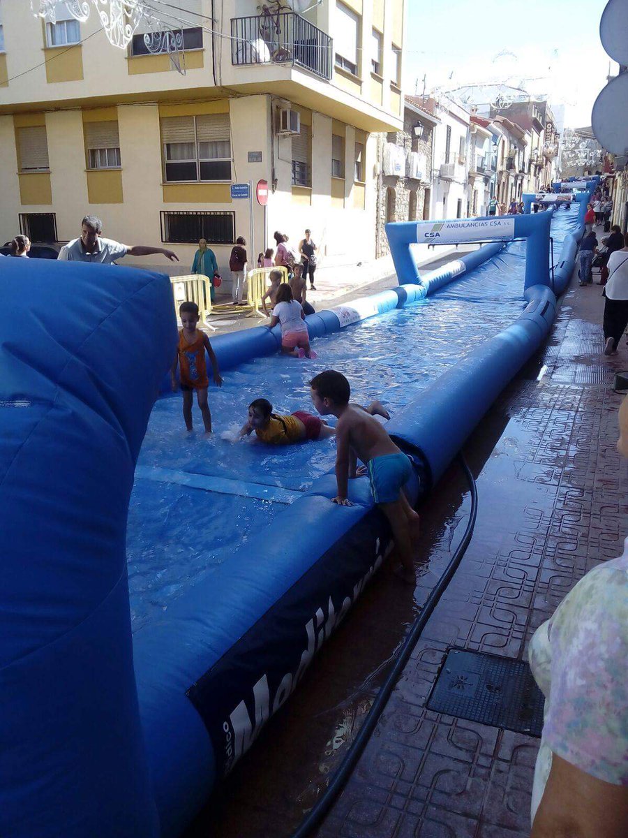 PASIONYVALENTIA's tweet photo. The water festival (la mejor fiesta del agua) informate sin compromiso https://t.co/Lr889xvT4L
