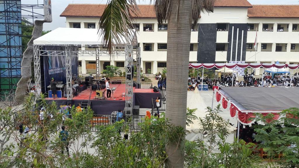 aerosakura's tweet photo. Suasana Dies Natalis ke-33🎉🎊🎇🎆🎀🎁🎂 https://t.co/o6RCd3rtUR
