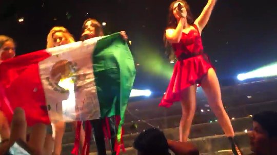 ielenaxm's tweet photo. ESTOY ES MUY IMPORTANTE 😭😭😍 🇲🇽
#5HReflectionMexico
#VideoVeranoMTV Fifth Harmony
#MTVStars Fifth Harmony https://t.co/OXyA8mje8d