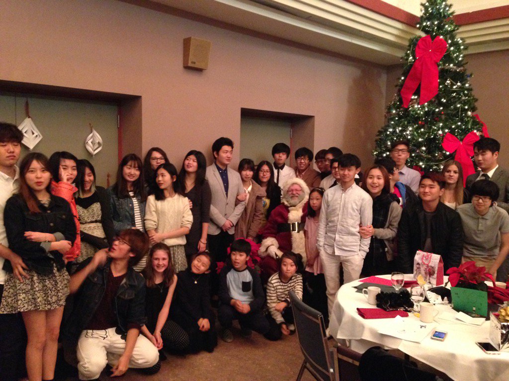 sd47_brooks's tweet photo. Thanks to @svbehan for organizing a wonderful Xmas Dinner for our Int. Students and home stay families. @sd47_board https://t.co/SEYINzIWzW