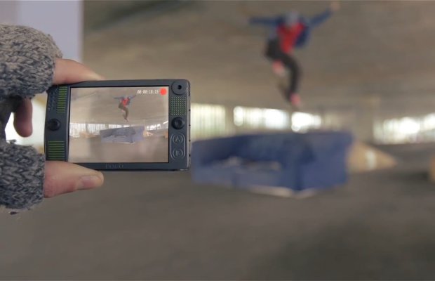 engadget's tweet photo. This Rasberry Pi handheld wants to be every gadget in the world https://t.co/oHNjOTs4EZ https://t.co/z0L3UtMx4u
