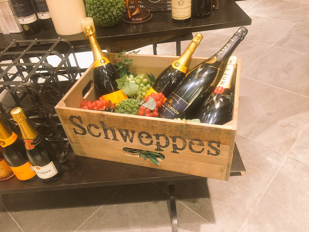 laguiadefa's tweet photo. @palaciohierro #belleza de #mercadogourmet @lacantinadelpalacio https://t.co/7ezdfO3JXK
