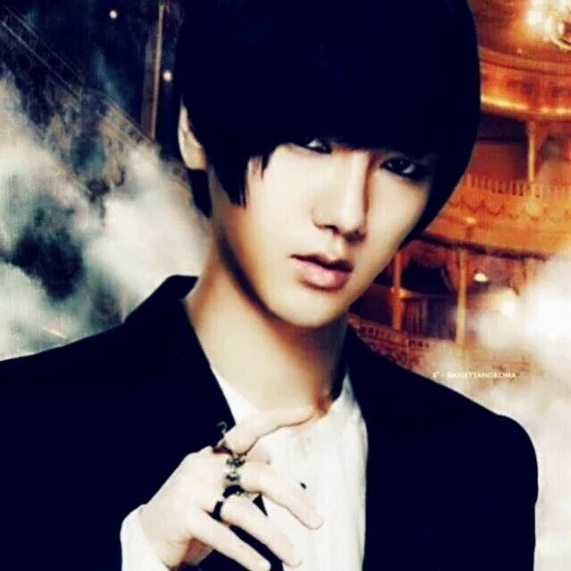 YesungMorocco's tweet photo. Yesung IG, TW_trans: Black hair, goodbye for a short while 👻 #BlackHair #Goodbye #Yesung # #ForAShortWhile #bye https://t.co/7EkvYkYgli