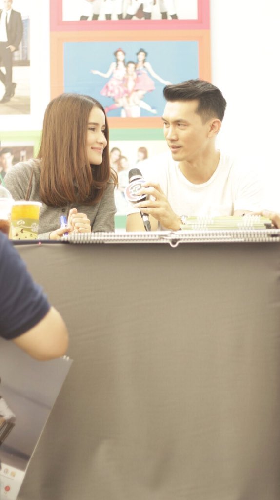 (25-11-15) #annethong #kanetee #AnneKen #เซ็นต์ปฏิทินช่อง3 #แอนเคน #Ak