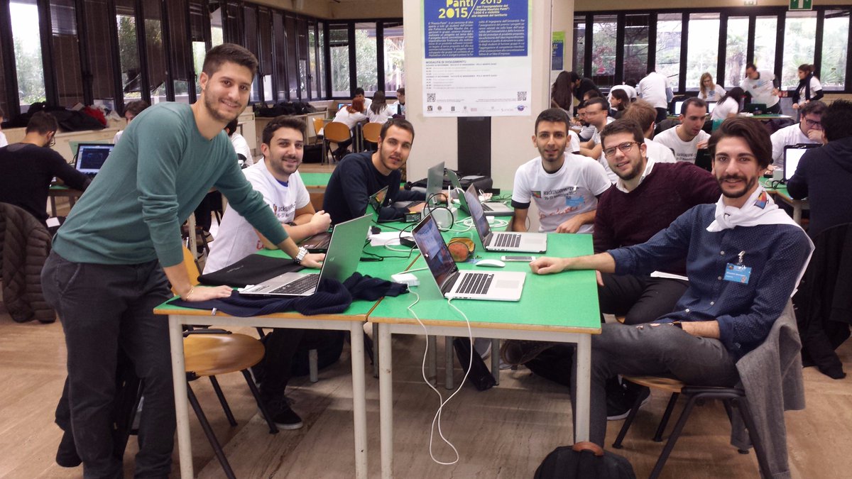 HackUNIVPM2015's tweet photo. Ecco i gruppi! https://t.co/hvXeV4dtIG