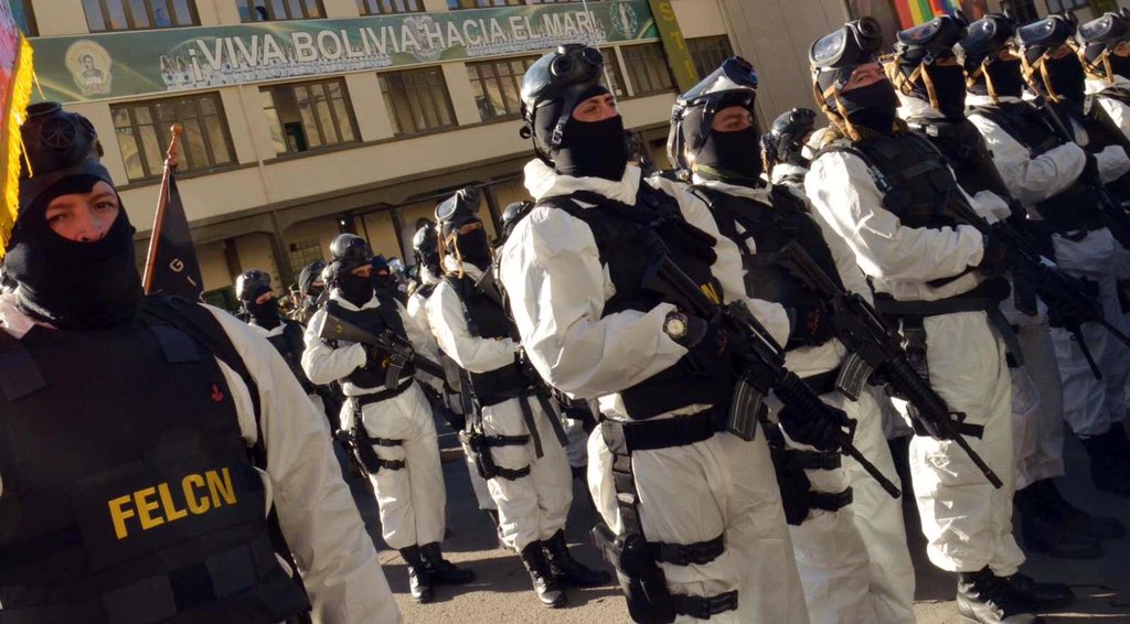 NARCOESTADOS's tweet photo. @NARCOESTADOS La Fuerza Especial de Lucha Contra el Narcotráfico #Bolivia https://t.co/sN1xWkAaOA