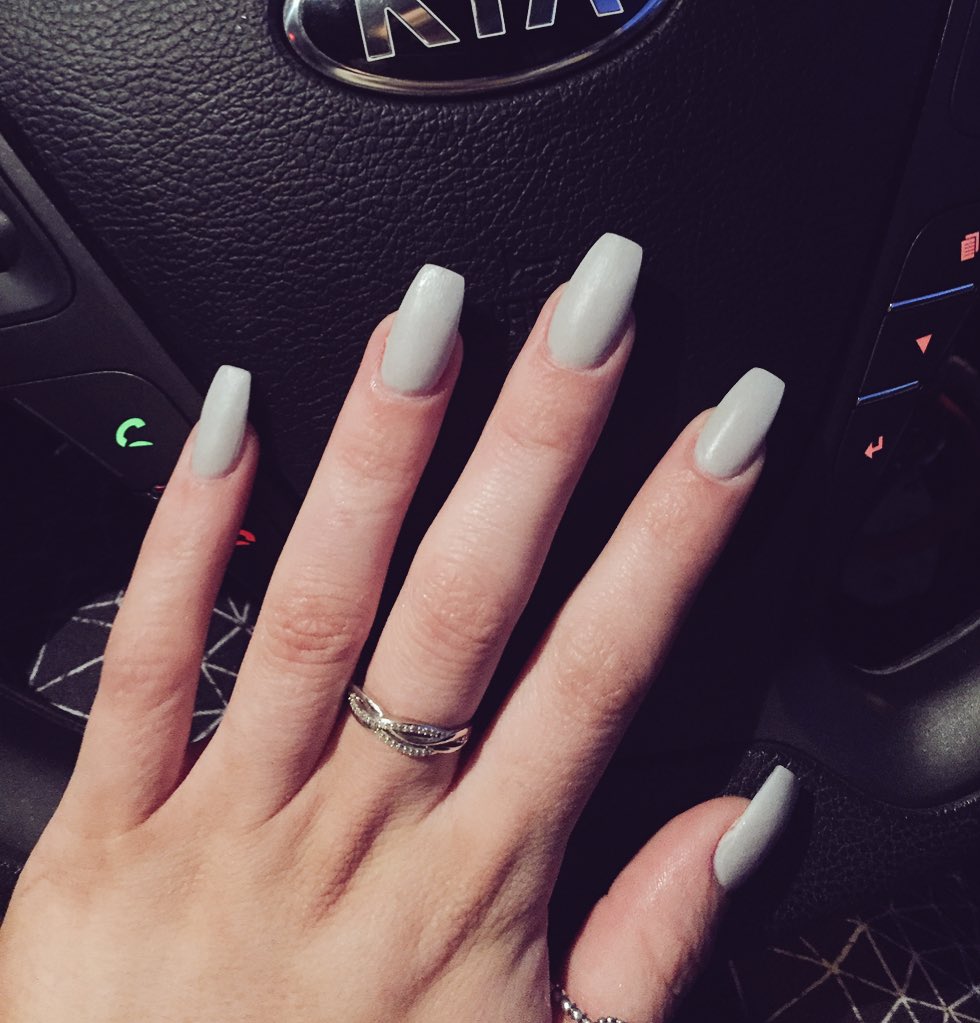 STildesley's tweet photo. Nails π
π» @KylieJenner inspo #KylieJenner #nails #art #pretty #kia #thatshape https://t.co/VEI3BwgxFN