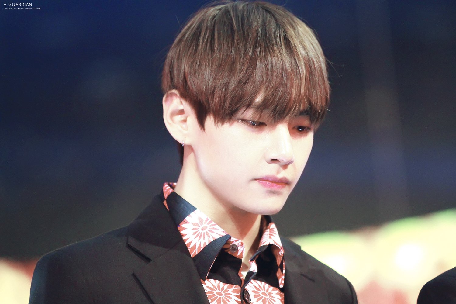 Tαєнyυиg Sραιи on Twitter: "Taehyung Pics. Credits to: V GUARDIAN #BTS