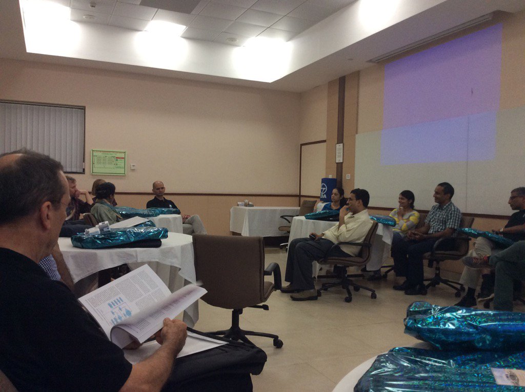 MartinStockler's tweet photo. Faculty debriefing improving the next #CREDO Workshop
#clinicaltrials #oncology #Acordist https://t.co/gkiojx2SjQ