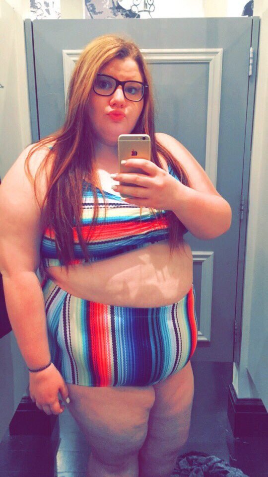 BodyPosi__'s tweet photo. "After years of hating myself I finally started loving myself. Life has been much better since then." - @Lyssagirl17 https://t.co/UE6kTzwOOD