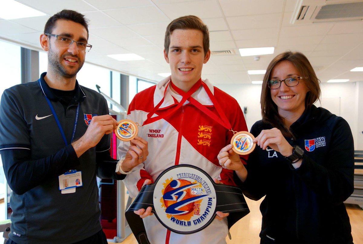lfatsfPE's tweet photo. Mens World Champion 75kg Kick Boxer #hardworkpaysoff  well done Olly Woodland https://t.co/Y2me5nATcj