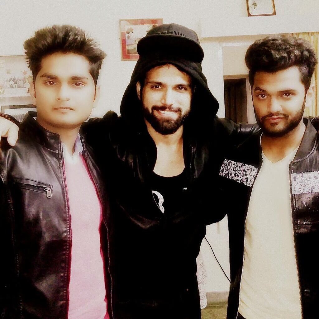 Embedded image permalink