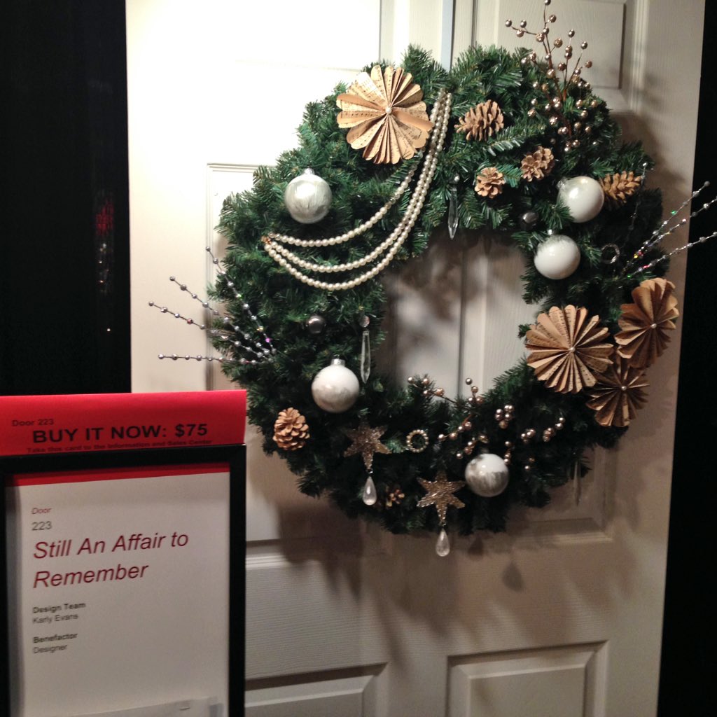 RachieMargaret's tweet photo. So proud of @KMarie723 for being a @quadcityartsinc's Festival of Trees designer! #FOT2015 https://t.co/0W0G0pYcg8