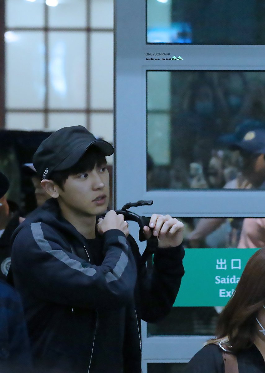 ChanHomeTH's tweet photo. 151122 AIRPORT #CHANYEOL #1
Cr.Greysonpark 
https://t.co/cZTLVFb482
https://t.co/ebhTrAuQV4
https://t.co/58vm7rHAse https://t.co/7HyLdqIwhy