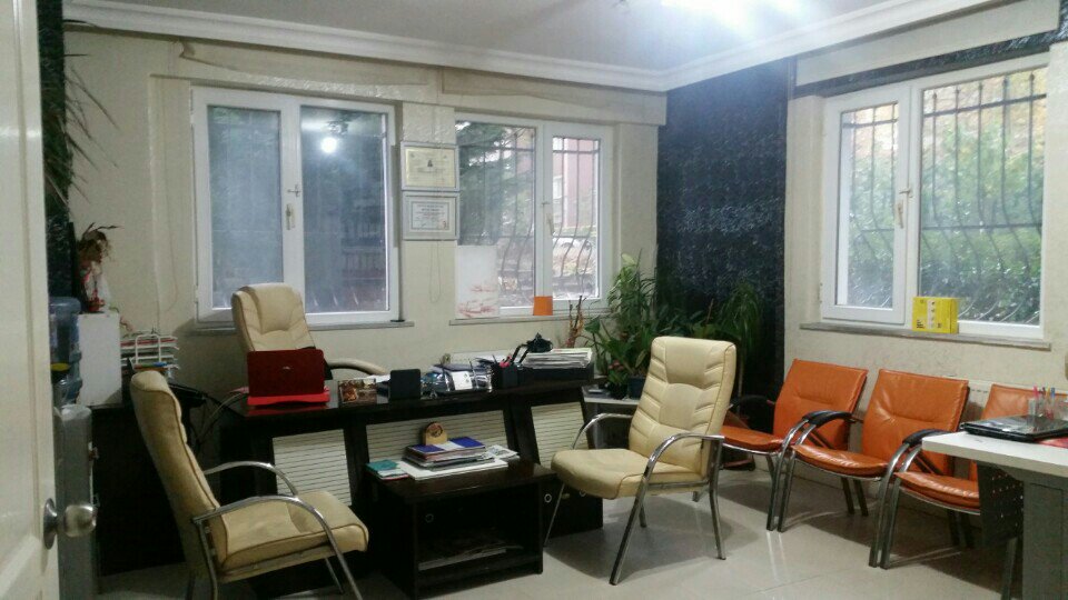 I'm at Beyaz Emlak in İstanbul, Türkiye swarmapp.com/c/kFI3y0Oky6k
