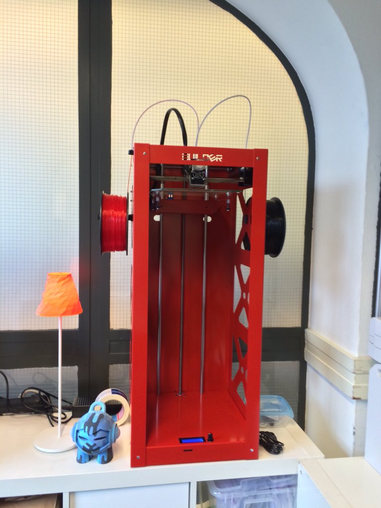 builder3Dprint's tweet photo. The Big Builder Dual-Feed is up and running @3DHubs_NL #bigbuilder #builder3dprinters #3dprinting #3dhubs https://t.co/035XLt65EE
