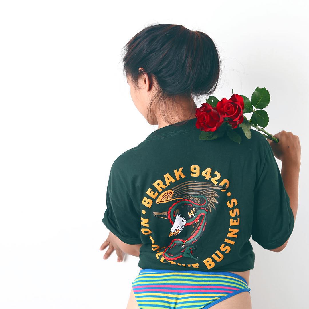 BERAK9420's tweet photo. EAGLE GRIND | S- XXL | IDR 130 K |
TEXT ORDER / WA 085794201984 / LINE : @berakmedia ( use @ ) https://t.co/p2jEspG6fj