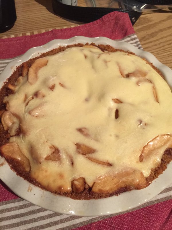 capps_christine's tweet photo. #ImNotGoingToBedBecause there's more Candy Apple Pie to be made! Happy Thanksgiving Everyone! https://t.co/VE4yKITdvJ
