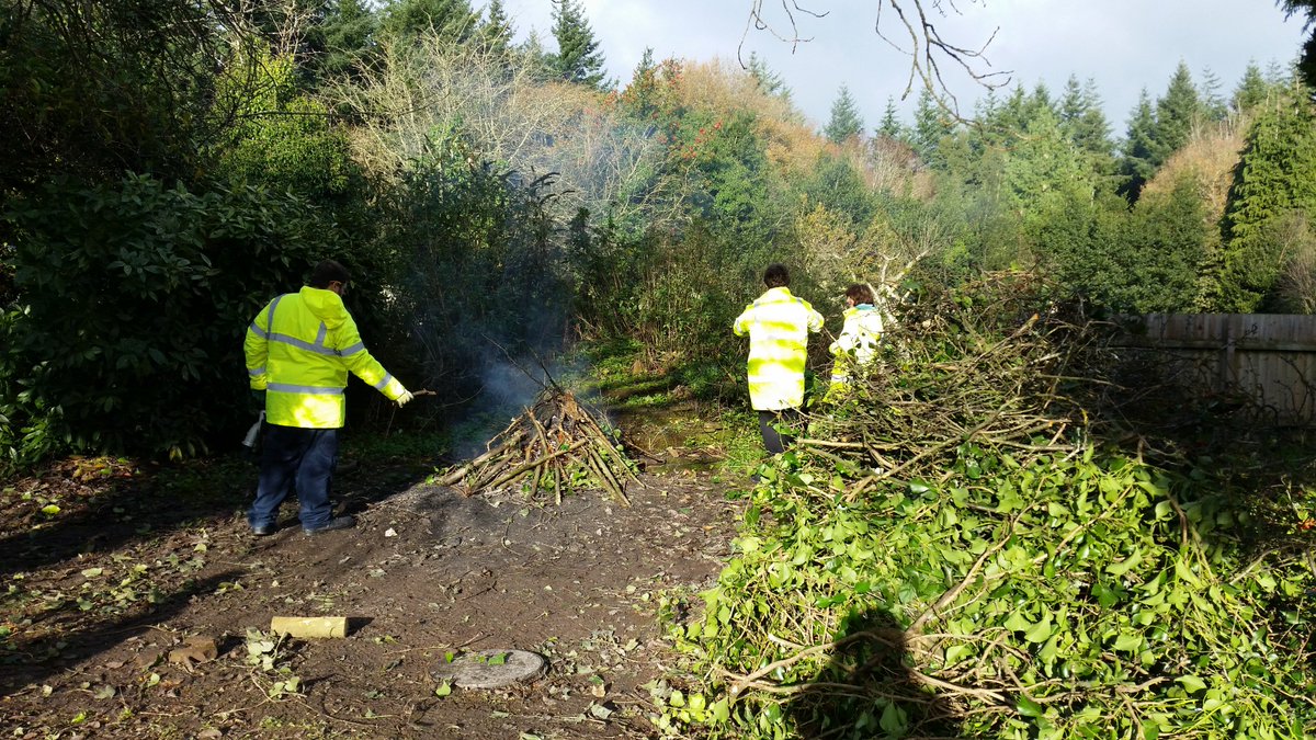 Christian Adventure (@vineyhilladvent) on Twitter photo Another excellent volunteering session from the Gloscol volunteers <a href="/GC_vol_projects/">GC_Workskills_SFL</a> Thank you for burning the waste Another excellent volunteering session from the Gloscol volunteers <a href="/GC_vol_projects/">GC_Workskills_SFL</a> Thank you for burning the waste