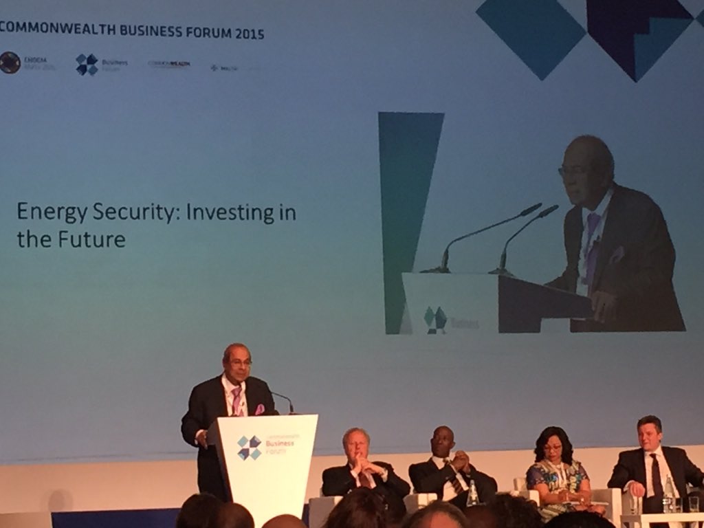 jsawislak's tweet photo. PP Hinduja says we must focus on renewable solar energy in Africa and India. @hindujagroup #CHOGM2015 #cbf2015 https://t.co/SqG3p0RjFG