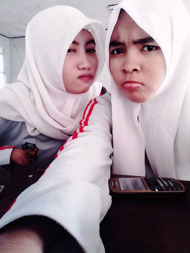 AgathaSilfi's tweet photo. sore all https://t.co/AshhZeKEQJ