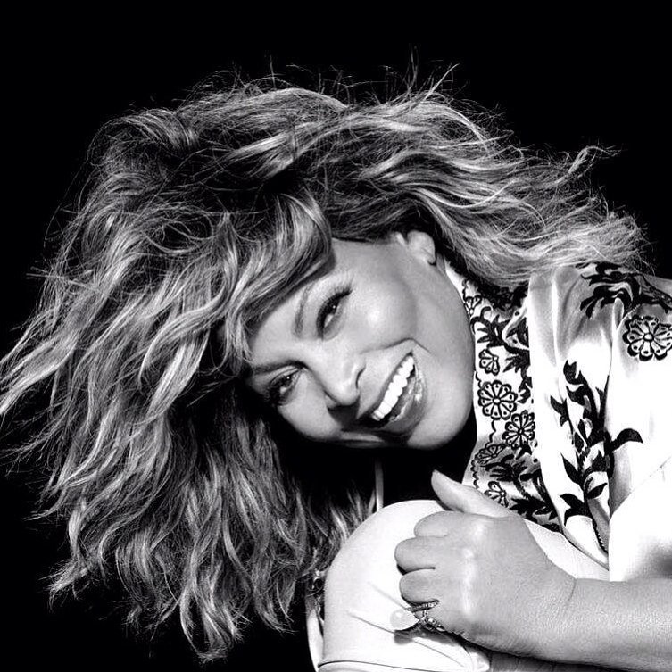 HAPPY BIRTHDAY
Tina Turner - 26 noviembre 1939 