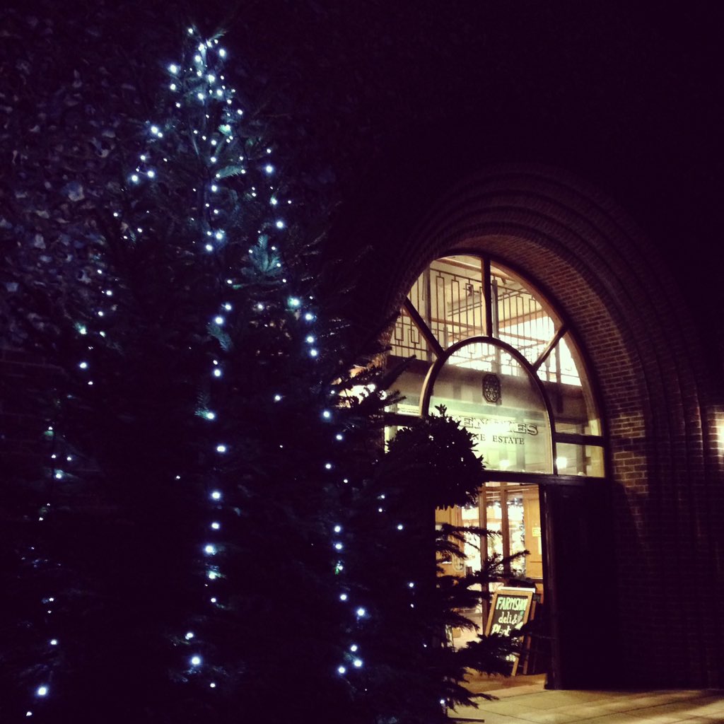 Starting 1st Dec look out for our #12SparklingDays of #Christmas! With prizes to be won throughout December 🎄🎁🎄!